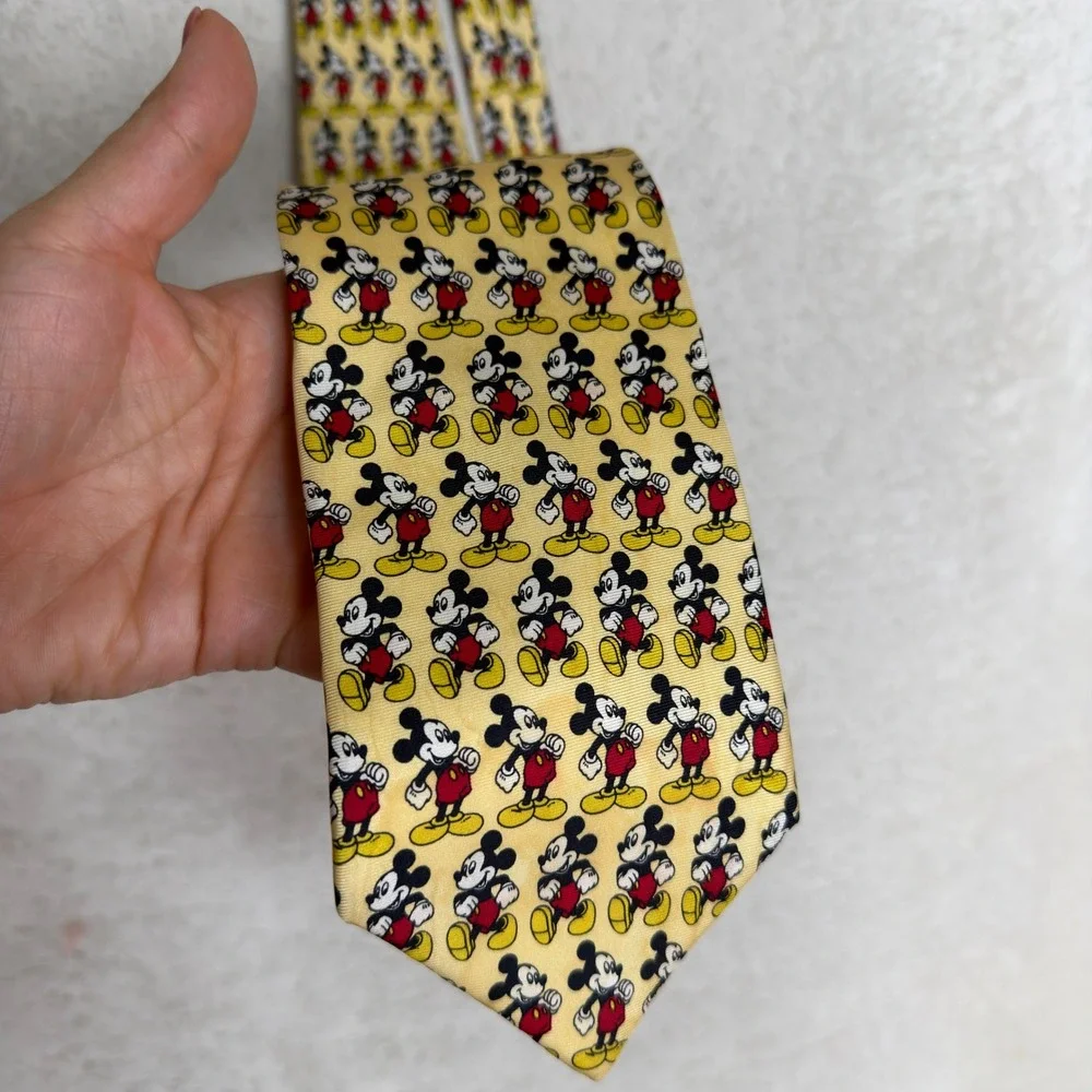 Vintage Mickey & Co Disney Silk Tie Novelty Yellow Mickey Mouse Made in Italy